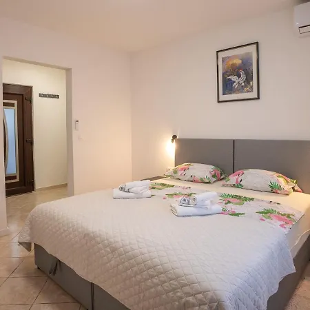 Restaurant & Nino 3* Porat (Krk)