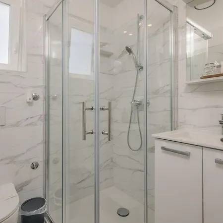 Restaurant & Nino פורת